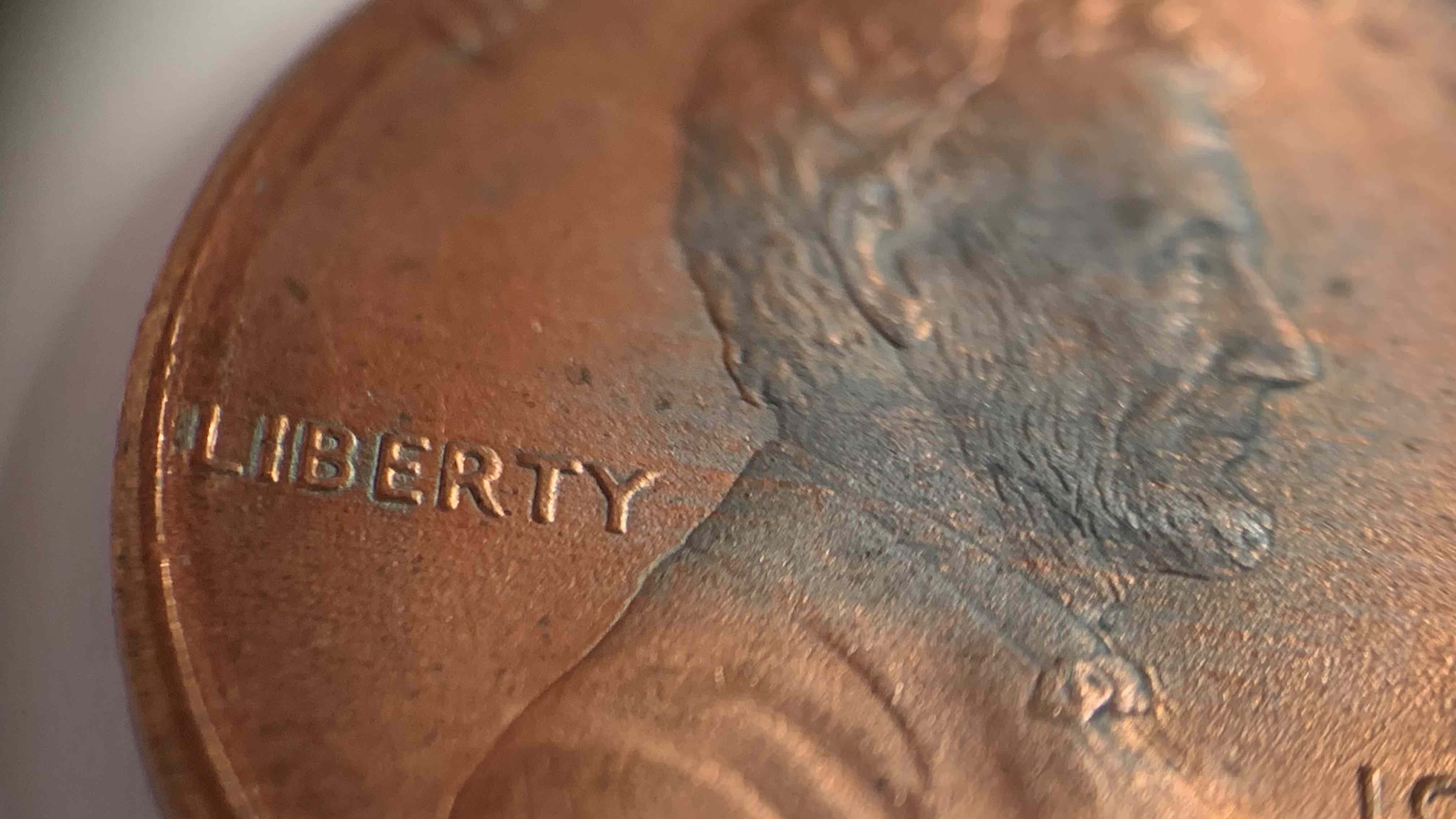 Partial-Plating-Error?-1990-Lincoln-Cent-With-Incomplete-Copper-Plating?